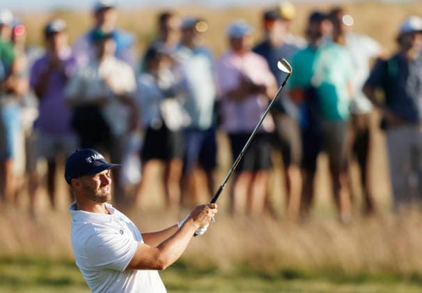 Wyndham Clark hits his second shot on the 15th hole during the third round of the 126th U.S. Open Golf Championship at Shinnecock Hills Golf Club in Southampton, NY, on Saturday, June 20, 2026.  NYC20260620826 JOHNxANGELILLO