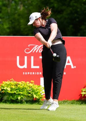 BELMONT, MI - JUNE 20: LPGA, Golf Damen player Lottie Woad plays her tee shot on the 10th hole on June 20, 2026, during the third round of the LPGA Meijer LPGA Classic for Simply Give at Blythefield Country Club in Belmont, Michigan. (Photo by Brian Spurlock Icon Sportswire) GOLF: JUN 20 LPGA Meijer LPGA Classic for Simply Give EDITORIAL USE ONLY Icon26062030