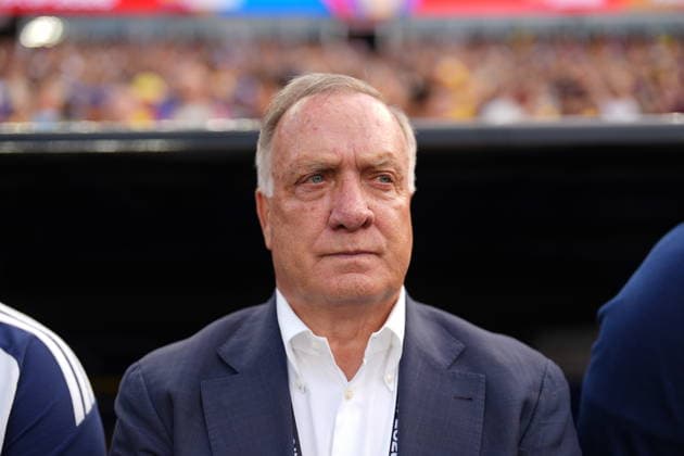 Ecuador v Curacao - FIFA World Cup, WM, Weltmeisterschaft, Fussball 2026 - Group E KANSAS CITY, UNITED STATES - JUNE 20: Head coach of Curacao Dick Advocaat follows the 2026 FIFA World Cup First Stage Group E match between Ecuador and Curacao at Arrowhead Stadium (Kansas City Stadium) in Kansas City, Missouri, United States on June 20, 2026. Hakan Akgun Anadolu Missouri United States. Editorial use only. Please get in touch for any other usage.  Copyright: x2026xAnadoluxHakanxAkgunx