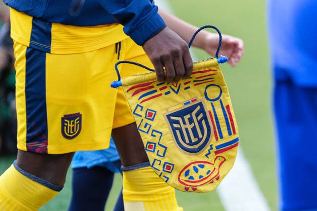 A detailed view of the match pennant held by Enner Valencia of Ecuador prior to FIFA Men’s World Cup 2026 Group Stage football match between Ecuador and Curacao at Kansas City Stadium, in Kansas City on June 20th 2026 (Photo by Alexandra Fechete SPP)  Copyright: xAlexandraxFechete SPPx Sportspressphoto_SPR172175