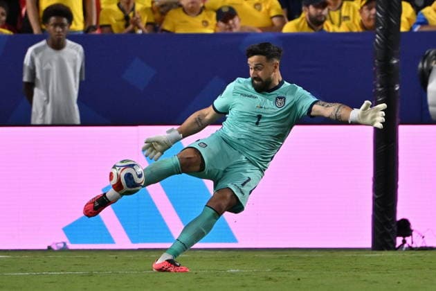 FIFA World Cup, WM, Weltmeisterschaft, Fussball 2026 - Group E - Ecuador vs Curacao Goalkeeper Hernan Galindez of Ecuador in action during the FIFA World Cup 2026 group stage match Ecuador against Curacao, in Kansas City, USA, 20 June 2026. KANSAS CITY United States  Copyright: xAMYxKONTRASx