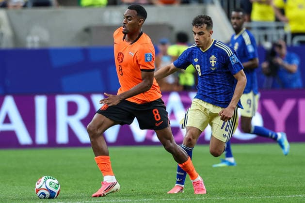 The Netherlands Ryan Gravenberch in action during the 2026 FIFA World Cup Group F match between the Netherlands and Sweden at Houston Stadium on June 20, 2026, in Houston, United States. Photo by Torbjorn Tande, DeFodi Images,detected_source_language