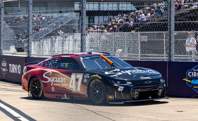 SAN DIEGO, CA - JUNE 20: Ricky Stenhouse Jr of the 47 Hyak Motorsports Sycuan Casino and Resort Chevrolet rounds turn 10 during qualifying for the Anduril 250 NASCAR, Motorsport, USA Cup Series Race, Saturday, June 20, 2026, at Naval Base Coronado in San Diego, California. (Photo by Tony Ding Icon Sportswire) AUTO: JUN 20 NASCAR Cup Series Anduril 250 Race the Base EDITORIAL USE ONLY Icon46520260620020250