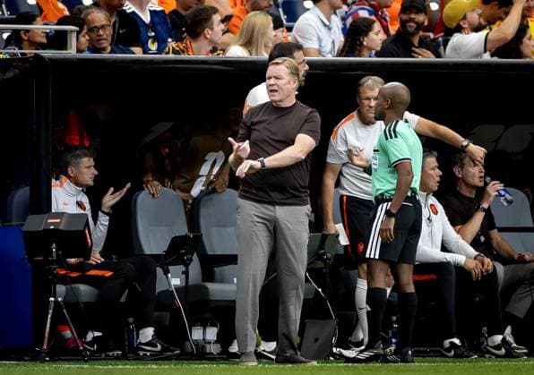 HOUSTON - Netherlands coach Ronald Koeman during the FIFA 2026 Group F match between the Netherlands and Sweden at Houston Stadium on June 20, 2026, in Houston, United States. KOEN VAN WEEL ANP FIFA World Cup, WM, Weltmeisterschaft, Fussball 2026 group stage 2026 xVIxANPxSportx xxANPxIVx 561561889 originalFilename: 561561889.jpg