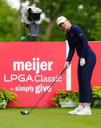BELMONT, MI - JUNE 20: LPGA, Golf Damen player Cassie Porter plays her tee shot on the 10th hole on June 20, 2026, during the third round of the LPGA Meijer LPGA Classic for Simply Give at Blythefield Country Club in Belmont, Michigan. (Photo by Brian Spurlock Icon Sportswire) GOLF: JUN 20 LPGA Meijer LPGA Classic for Simply Give EDITORIAL USE ONLY Icon26062053