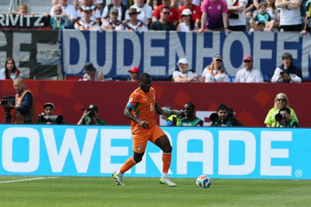 Toronto, Canada - 20 June: Franck Kessie 8 of Cote d Ivoire controls the ball during the FIFA World Cup, WM, Weltmeisterschaft, Fussball 2026 match between Germany vs Cote d Ivoire at Toronto Stadium on 20 June 2026. Copyright: xOPAxImagesxMohammadxKaramalix
