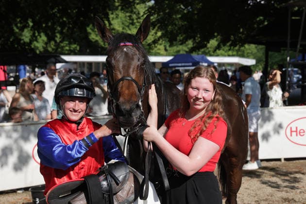 June 20, 2026, Düsseldorf, North Rhine-Westphalia, GER Galene with Sibylle Vogt after the victory at the Düsseldorf Grafenberg Racetrack Horse, jockey, Galene, Vogt, victory 260620SG740DUESSELDORF JPG,detected_source_language