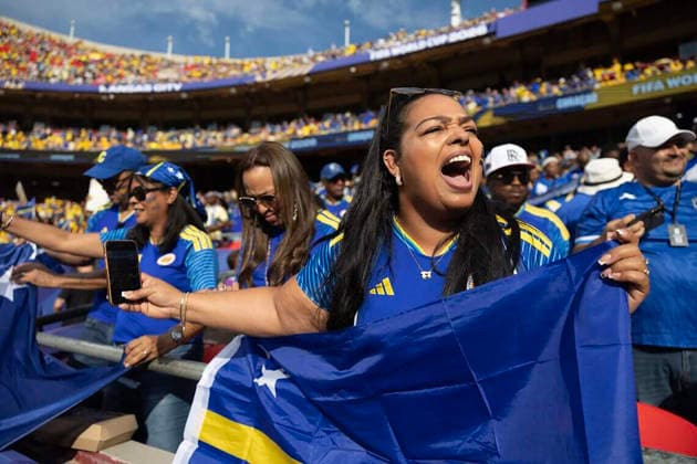 June 20, 2026, Kansas City, Mo: Curacao fans cheer on their team before a World Cup group stage match against Ecuador in Kansas City, Missouri, on Saturday, June 20, 2026. Kansas City - ZUMAm67_ 0859636856st Copyright: xTravisxHeyingx