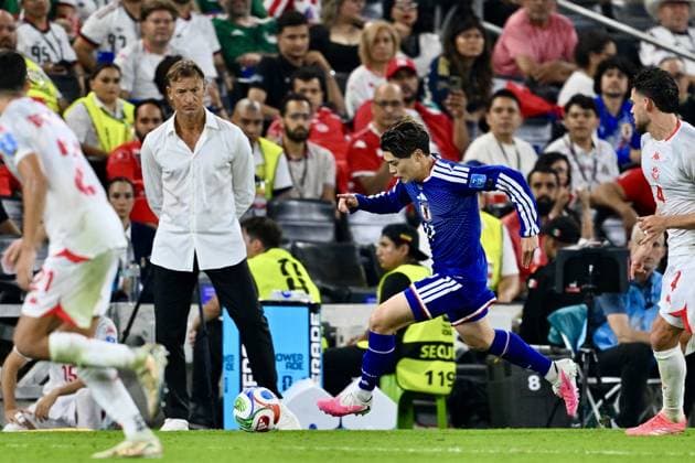 (L-R) Herve Renard head coach (TUN), Yuito Suzuki (JPN), JUNE 20, 2026 - Football Soccer : FIFA World Cup, WM, Weltmeisterschaft, Fussball 2026 Group F match between Tunisia - Japan at Monterrey Stadium in Guadalupe, Nuevo Leon, Mexico.  aflo_335214123 KenjiroxMatsuox