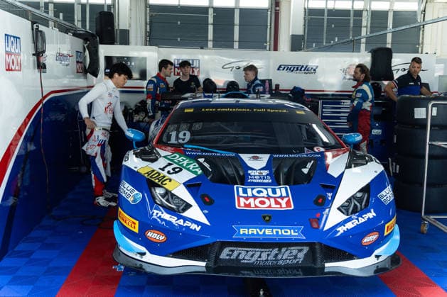 Schipkau, Deutschland 19. - 21. Juni 2026: ADAC GT Masters - 2026 - Lauf 5 - DEKRA Lausitzring - Sonntags Qualifikation Im Bild: die Box von Tim Hütter Huetter (AUT) Ethan Brown (SGP) Liqui Moly Team Engstler Motorsport *** Schipkau, Germany, June 19–21, 2026 ADAC GT Masters 2026 Round 5 DEKRA Lausitzring Sunday Qualifying Pictured Copyright: xFotostandx xStiebertx