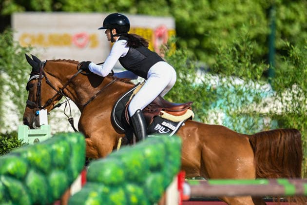 Caroline Baudry sur IN LOVE DES MAJUROS participe au Prix Mairie du 7ème de de la 12ème édition Longines Paris Eiffel Jumping au pied de la Tour Eiffel sur le Champ-de-Mars à Paris, France, le 212 juin 2026. Perusseau-Veeren Bestimage 7th Arrondissement Town Hall Prize during the 12th edition of the Longines Paris Eiffel Jumping at Champ-de-Mars near Eiffel Tower in Paris, France, on June 21, 2026. Paris France  Copyright: xPerusseau-Veerenx xBestimagexPerusseau-Veerenx xBestimagex