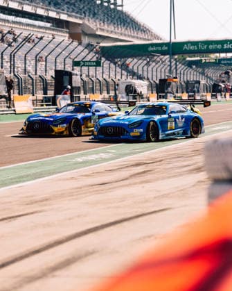 DTM, 5. + 6. Rennen DEKRA Lausitzring 2026 22 Mercedes-AMG GT3 EVO, Landgraf Motorsport: Lucas Auer, 80 Mercedes-AMG GT3 EVO, Winward Racing: Maro Engel- picture by Gruppe C Photography Schipkau DEKRA Lausitzring Germany Copyright: xGruppexCxPhotographyx