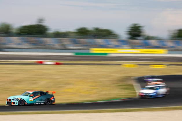 BMW M2 Cup, 1. + 2. Rennen DEKRA Lausitzring 2026 3 BMW M2 Racing, Hofor Racing by Bonk Motorsport: Niklas Hirsch - picture by Gruppe C Photography Schipkau DEKRA Lausitzring Germany Copyright: xGruppexCxPhotographyx