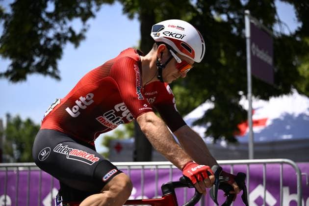 Baloise Belgium Tour 2026 Stage 5 HOEILAART, BELGIUM - JUNE 21 : De Buyst Jasper (BEL) of Lotto Intermarche before the start of the race during stage 5 of the 95th edition of Baloise Tour of Belgium an UCI ProSeries 2.Pro cycling road race stage for Men Elite of 183.6 km with start in Gingelom and finish in Hoeilaart on June 21, 2026 in Hoeilaart, Belgium, 21 06 2026 ( Motordriver Stephan Boone - Hoeilaart Belgium  Copyright: xTomasxSiskx