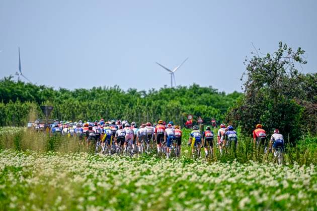 Baloise Belgium Tour 2026 Stage 5 HOEILAART, BELGIUM - JUNE 21 : Illustration picture of the peloton during stage 5 of the 95th edition of Baloise Tour of Belgium an UCI ProSeries 2.Pro cycling road race stage for Men Elite of 183.6 km with start in Gingelom and finish in Hoeilaart on June 21, 2026 in Hoeilaart, Belgium, 21 06 2026 ( Motordriver Stephan Boone - Hoeilaart Belgium  Copyright: xTomasxSiskx