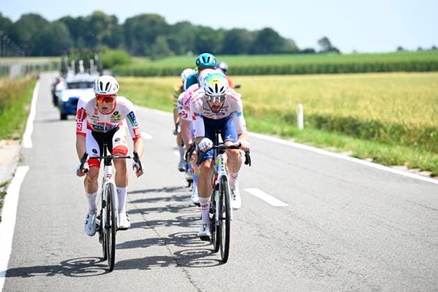 Baloise Belgium Tour 2026 Stage 5 HOEILAART, BELGIUM - JUNE 21 : Brunel Alexys (FRA) of TotalEnergies, De Bruyckere Kay (BEL) of Pauwels Sauzen - Altez Industriebouw Cycling Team in the escape pack during stage 5 of the 95th edition of Baloise Tour of Belgium an UCI ProSeries 2.Pro cycling road race stage for Men Elite of 183.6 km with start in Gingelom and finish in Hoeilaart on June 21, 2026 in Hoeilaart, Belgium, 21 06 2026 ( Motordriver Stephan Boone - Hoeilaart Belgium  Copyright: xTomasxSiskx