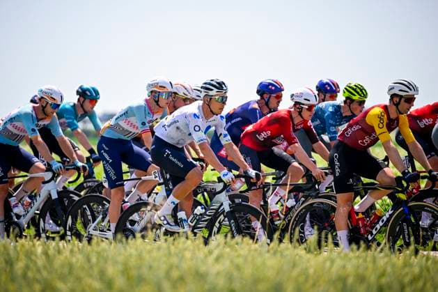 Baloise Belgium Tour 2026 Stage 5 HOEILAART, BELGIUM - JUNE 21 : Maciejuk Filip (POL) of Movistar Team in action during stage 5 of the 95th edition of Baloise Tour of Belgium an UCI ProSeries 2.Pro cycling road race stage for Men Elite of 183.6 km with start in Gingelom and finish in Hoeilaart on June 21, 2026 in Hoeilaart, Belgium, 21 06 2026 ( Motordriver Stephan Boone - Hoeilaart Belgium  Copyright: xTomasxSiskx