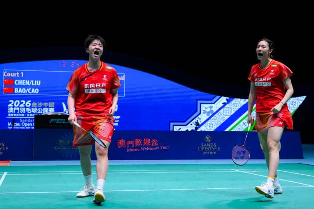 (260621) -- MACAO, June 21, 2026 -- Bao Lijing (R) Cao Zihan of China celebrate scoring during the women s doubles final against Chen Fanshutian Liu Jiayue of China at Macao Open badminton tournament 2026 in Macao, south China, June 21, 2026. Cheong Kam Ka) (SP)CHINA-MACAO-BADMINTON-MACAO OPEN 2026-WOMEN S DOUBLES FINAL (CN) ZhangxJinjia 
