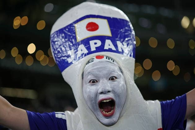 June 20, 2026, Monterrey, Mexico: A fan from Japan poses for a photo moments before the match between Tunisia and Japan for the 2nd round of Group F of the FIFA World Cup, WM, Weltmeisterschaft, Fussball 2026 at Monterrey Stadium in Monterrey, Mexico. Japan won 4:0. Monterrey Mexico - ZUMAh208 20260620_zsp_h208_011 Copyright: xHeulerxAndreyx
