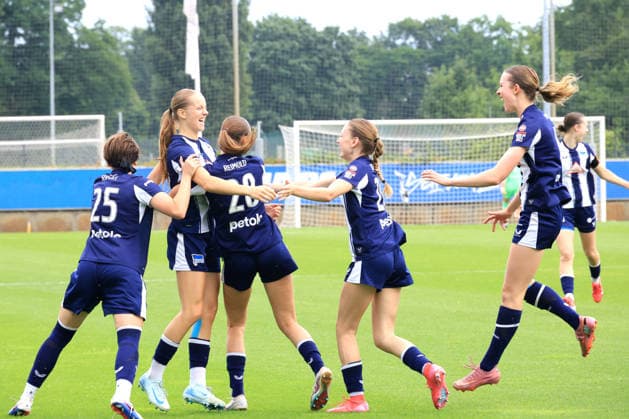 DEU, DFL, 1. FBL Frauen, Hertha BSC vs 1.FC Saarbruecken, 21.06.2026, Amateurstadion, Berlin, DEU, DFL, 1. FBL Frauen, Hertha BSC vs 1.FC Saarbruecken, im Bild 1: 0 durch ELFIE WELLHAUSEN (Hertha BSC Frauen 11) *** DEU, DFL, 1st Womens Bundesliga, Hertha BSC vs. 1 FC Saarbrücken, June 21, 2026, Amateur Stadium, Berlin, DEU, DFL, 1st Womens Bundesliga, Hertha BSC vs. 1 FC Saarbrücken, pictured nordphotoxGmbHx xEngler nph00076