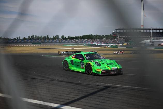 90 Ricardo Feller (CH Manthey), Porsche 911 GT3 R Evo, action Photo: Hoch Zwei Klettwitz Germany *** 90 Ricardo Feller (CH Manthey), Porsche 911 GT3 R Evo, action photo at Hoch Zwei, Klettwitz, Germany,detected_source_language