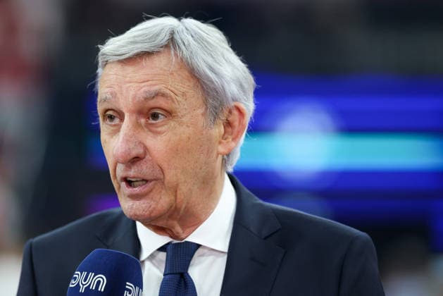 Svetislav Pesic (FC Bayern Basketball, Chef-Trainer) beim Interview vor dem Spiel, GER, FC Bayern Basketball vs. Alba Berlin, Basketball, easycredit Basketball Bundesliga, Playoffs, Finale, Spiel 5, Saison 2025 2026, 21.06.2026, GER, FC Bayern Basketball vs. Alba Berlin, Basketball, easycredit Basketball Bundesliga, Playoffs, Finale, Spiel 5, Saison 2025 2026, 21.06.2026 Muenchen *** Svetislav Pesic, FC Bayern Basketball, Head Coach, in a pre-game interview, GER, FC Bayern Basketball vs. Alba Berlin, Basketball, easycredit Basketball Bundesliga, Playoffs, Finals, Game 5, 2025–2026 Season, June 21, 2026, GER, FC Bayern Basketball vs. Alba Berlin, Basketball, easycredit Basketball Bundesliga, Playoffs, Finals, Game 5, 2025–2026 Season, June 21, 2026, Munich,detected_source_language Copyright: xEibner-Pressefoto JennixMaulx EP_JML