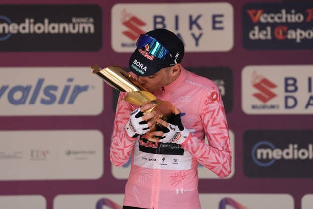 Italy s Lorenzo Mark Finn of Red Bull - Bora - Hansgrohe Rookies pink jersey during Stage 8 of the Giro Next Gen 2026 Individual Time Trial, from Villa Sant Angelo to L Aquila, Italy, Sunday, June 21, 2026.  Copyright: xMassimoxPaolone LaPressex