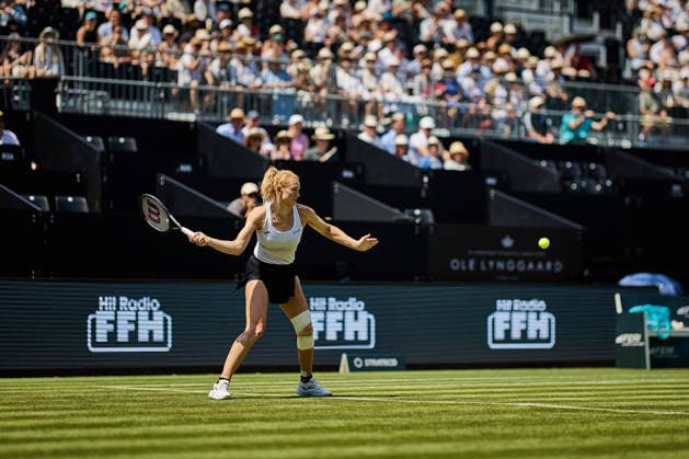 June 21, 2026, Bad Homburg, Hessen, Germany: Katerina Siniakova of Czech Republic returns with forehand to Liudmila Samsonova during the BAD HOMBURG OPEN powered by SOLARWATTT- WTA500 - Womens Tennis, 21.6.2026 in Bad Homburg (Tennis-Club Bad Homburg), Germany - Photo: Tennis 2026: Bad Homburg Open - WTA500: SAMSONOVA 6:3 7:5 SINIAKOVA  - ZUMAs343 20260621_zsp_s343_008 Copyright: xMathiasxSchulzx