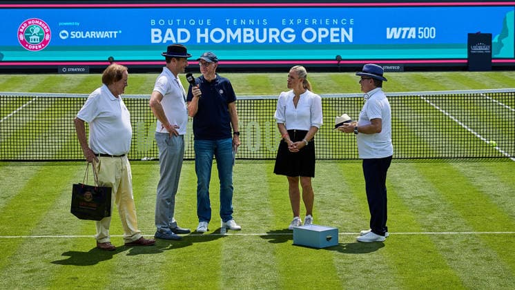 June 21, 2026, Bad Homburg, Hessen, Germany: Hans BroÂ¶er - President of TC Bad Homburg, Alexander Hetjes of Germany - Major of city of Bad Homburg, Matthias Stach of Germany - MC, Angelique Kerber of Germany, Holger Reuter of Germany - Kurdirektor in interview before the award from Tennis-Club Bad Homburg during the BAD HOMBURG OPEN powered by SOLARWATTT- WTA500 - Womens Tennis, 21.6.2026 in Bad Homburg (Tennis-Club Bad Homburg), Germany - Photo: Tennis 2026: Bad Homburg Open - WTA500: Got An Award  - ZUMAs343 20260621_zsp_s343_037 Copyright: xMathiasxSchulzx