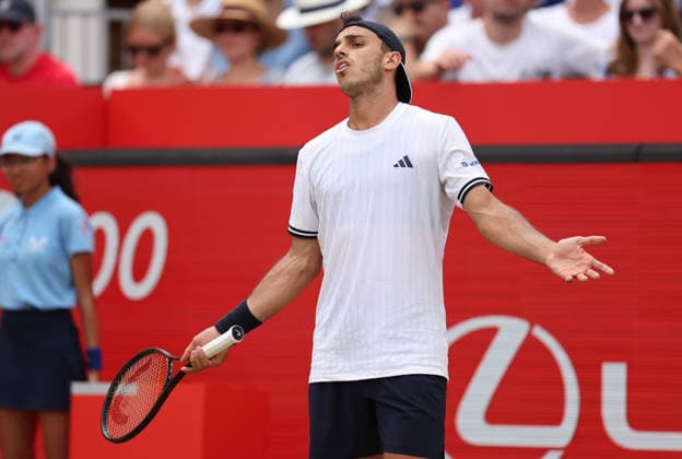 Francisco Cerundolo of Argentina reacts in frustration HSBC Queen s Club Championships, Day Sixteen, Tennis, Queen s Club, West Kensington, London, UK - 21 Jun 2026London Queen s Club United Kingdom  Copyright: xEllaxLing Shutterstockx 16929308v