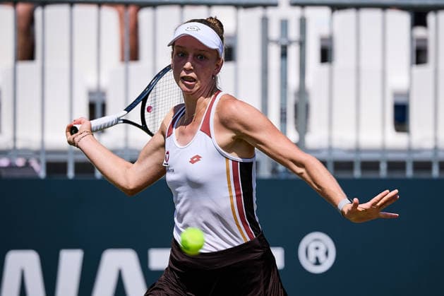 June 21, 2026, Bad Homburg, Hessen, Germany: Sinja Kraus of Austria returns with forehand to Renata Zarazua of Mexico during the BAD HOMBURG OPEN powered by SOLARWATTT- WTA500 - Womens Tennis, 21.6.2026 in Bad Homburg (Tennis-Club Bad Homburg), Germany - Photo: Tennis 2026: Bad Homburg Open - WTA500: KRAUS 6:2 7:5 ZARAZUA  - ZUMAs343 20260621_zsp_s343_060 Copyright: xMathiasxSchulzx