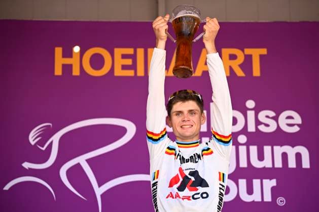 Baloise Belgium Tour 2026 Stage 5 HOEILAART, BELGIUM - JUNE 21 : Hannes Victor (BEL) of Aarco on the podium during stage 5 of the 95th edition of Baloise Tour of Belgium an UCI ProSeries 2.Pro cycling road race stage for Men Elite of 183.6 km with start in Gingelom and finish in Hoeilaart on June 21, 2026 in Hoeilaart, Belgium, 21 06 2026 ( Motordriver Stephan Boone - Hoeilaart Belgium  Copyright: xTomasxSiskx