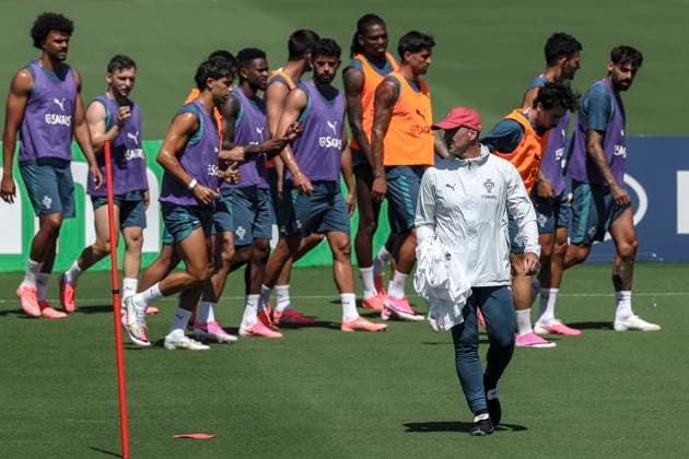 FIFA World Cup, WM, Weltmeisterschaft, Fussball 2026 - Portugal training Portugal s national team, Nationalteam head coach Roberto Martinez leads the training session for the FIFA World Cup 2026 at Garden District Park, in Palm Beach, Florida, USA, 21 June 2026. Palm Beach Florida Estados Unidos  Copyright: xMIGUELxA.xLOPESx