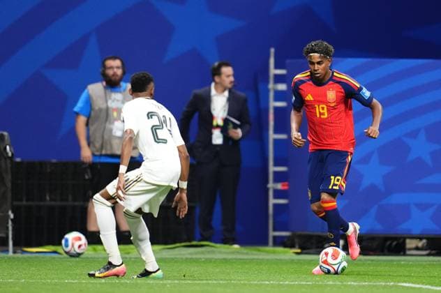 Spain v Saudi Arabia - FIFA World Cup, WM, Weltmeisterschaft, Fussball 2026 - Group H ATLANTA, USA - JUNE 21: Lamine Yamal of Spain in action during the 2026 FIFA World Cup First Stage Group H match between Spain and Saudi Arabia at Mercedes-Benz Stadium (Atlanta Stadium) in Atlanta, Georgia, United States on June 21, 2026. Jose Hernandez Anadolu Georgia United States. Editorial use only. Please get in touch for any other usage.  Copyright: x2026xAnadoluxJosexHernandezx