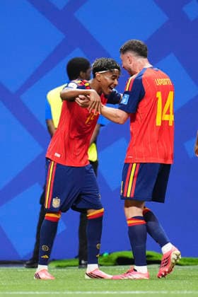 Spain v Saudi Arabia: Group H - FIFA World Cup, WM, Weltmeisterschaft, Fussball 2026 Lamine Yamal of Spain celebrates after scoring his team s first goal with teammates during the FIFA World Cup 2026 Group H match between Spain and Saudi Arabia at Atlanta Stadium on June 21, 2026 in Atlanta, Georgia. Atlanta GA United States  Copyright: xJosexBretonx originalFilename:bretonhernandez-spainvsa260621_npVja.jpg