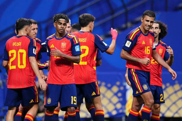 June 21, 2026, Atlanta, Georgia, United States: Players of Spain celebrate after scoring the third goal scored by Mikel Oyarzabal of Spain during the FIFA World Cup, WM, Weltmeisterschaft, Fussball 2026 Group H match between Spain and Saudi Arabia at Atlanta Stadium on June 21, 2026 in Atlanta, Georgia. Spain V Saudi Arabia: Group H - FIFA World Cup 2026  - ZUMAa181 20260621_zaa_a181_045 Copyright: xJosexBretonx