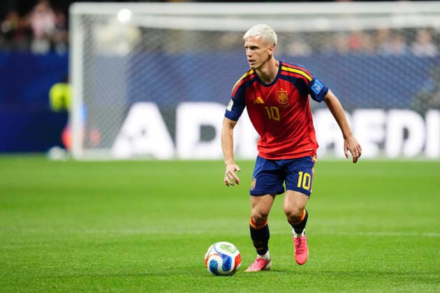 Spain v Saudi Arabia: Group H - FIFA World Cup, WM, Weltmeisterschaft, Fussball 2026 Dani Olmo of Spain drives the ball during the FIFA World Cup 2026 Group H match between Spain and Saudi Arabia at Atlanta Stadium on June 21, 2026 in Atlanta, Georgia. Atlanta GA United States  Copyright: xJosexBretonx originalFilename:bretonhernandez-spainvsa260621_npZUt.jpg