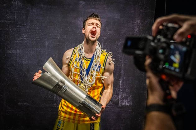 Sport Bilder des Tages Basketball München 21.06.2026 Saison 2025 2026 EasyCredit BBL 1. Bundesliga Playoffs Finale Spiel 5 Männer, Herren FC Bayern München - Alba Berlin Alba Berlin gewinnt die Deutsche Meisterschaft 2026 Jonas Mattisseck (Alba Berlin, No.09) *** Basketball Munich June 21, 2026 2025–2026 Season EasyCredit BBL 1 Bundesliga Playoffs Finals Game 5 Mens Division FC Bayern Munich vs. Alba Berlin Alba Berlin wins the 2026 German Championship Jonas Mattisseck, Alba Berlin, No. 09,detected_source_language