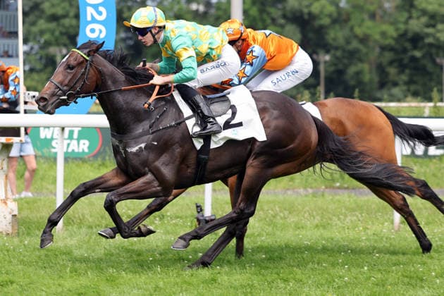 21.06.2026, Dortmund, Nordrhein-Westfalen, GER - Arabia mit Benjamin Marie gewinnt. Galopprennbahn Dortmund-Wambel. (Pferd, Jockey, Arabia, Marie, Sieg, Ziel, Zielankunft) 260621SG908DORTMUND.JPG *** June 21, 2026, Dortmund, North Rhine-Westphalia, GER