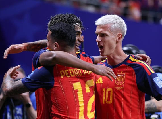 (260622) -- ATLANTA, June 22, 2026 -- Lamine Yamal (rear L) of Spain celebrates with teammates after scoring during the group H match between Spain and Saudi Arabia at the 2026 FIFA World Cup, WM, Weltmeisterschaft, Fussball at Atlanta Stadium in Atlanta, the United States, June 21, 2026. ) (SP)U.S.-ATLANTA-FOOTBALL-FIFA WORLD CUP-GROUP H-ESP VS KSA WangxKaiyan 