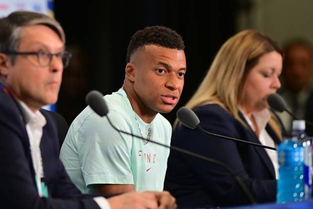 Philadelphia Stadium PHILADELPHIA (PA), 06 21 2026 - SPORTS WORLD CUP - FOOTBALL-FRANCE - Player Kylian Mbappe, during a press conference, PK, Pressekonferenz held in the Conference Room of Philadelphia Stadium, in Philadelphia, on the afternoon of this Sunday, the 21st. The team is preparing to face Iraq, for the second round of Group I of the 2026 FIFA World Cup, WM, Weltmeisterschaft, Fussball (Photo: Eduardo Carmim Photo Premium SPP) 30930 (Eduardo Carmim SPP)  Copyright: xEduardoxCarmimx xSPPx spp-en-EdCa-eduardo_carmim_photo_premium_491376