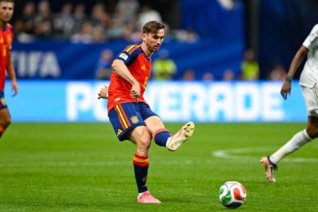 ATLANTA, GA - JUNE 21: Fabian Ruiz 8 of Spain passes during the FIFA World Cup, WM, Weltmeisterschaft, Fussball 2026 Group H match between Spain and Saudi Arabia on June 21st, 2026 at Atlanta Stadium in Atlanta, GA. (Photo by Rich von Biberstein Icon Sportswire) SOCCER: JUN 21 FIFA World Cup 26 Group H - Spain vs Saudi Arabia EDITORIAL USE ONLY Icon260621029