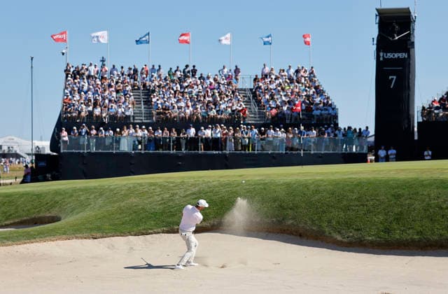 Wyndham Clark hits out of a bunker on the 7th hole during the final round of the 126th U.S. Open Golf Championship at Shinnecock Hills Golf Club in Southampton, NY, on Sunday, June 21, 2026.  NYC20260621850 COREYxSIPKIN