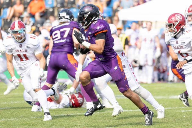 EFA - European Football Alliance: Frankfurt Galaxy - Prague Lions, 21.06.2026 Jaylen Clay (Frankfurt Galaxy 3) läuft den Ball, Frankfurt Galaxy - Prague Lions, Frankfurt, PSD Bank Arena, 21.6.2026 *** EFA European Football Alliance Frankfurt Galaxy vs. Prague Lions, June 21, 2026 Jaylen Clay of the Frankfurt Galaxy 3 carries the ball, Frankfurt Galaxy vs. Prague Lions, Frankfurt, PSD Bank Arena, June 21, 2026,detected_source_language Copyright: xBEAUTIFULxSPORTS Gawlikx