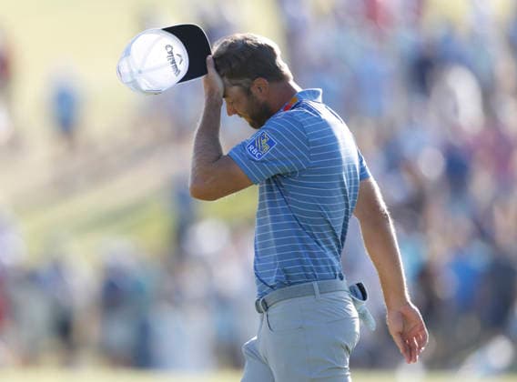 Sam Burns reacts after missing a putt on the 18th hole during the final round of the 126th U.S. Open Golf Championship at Shinnecock Hills Golf Club in Southampton, NY, on Sunday, June 21, 2026.  NYC20260621878 JOHNxANGELILLO