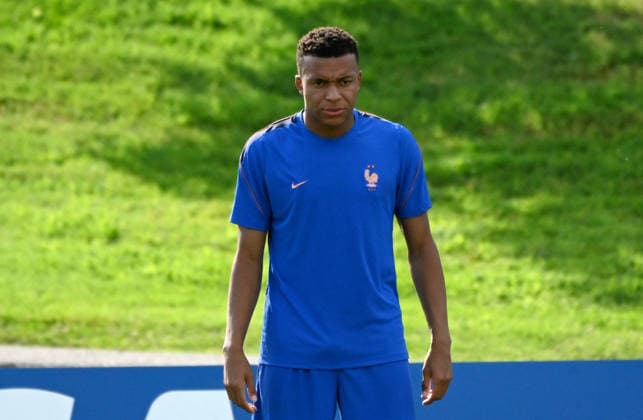 2026 World Cup - French national team, Nationalteam Training Session in Philadelphia Kylian Mbappe of France during a training session of the French national team, at Philadelphia university on June 21, 2026 in Philadelphia, Pennsylvania. Photo by Olivier Douliery ABACAPRESS.COM Philadelphia Pennsylvania United States  Copyright: xDoulieryxOlivier ABACAx