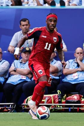 FIFA World Cup, WM, Weltmeisterschaft, Fussball 2026, Uruguay vs Cabo Verde Cabo Verde s 11 midfielder Garry Rodrigues, runs with the ball during FIFA World CUP 2026, Uruguay vs Cabo Verde at the Miami Stadium on June 21, 2026. Miami Gardens United States