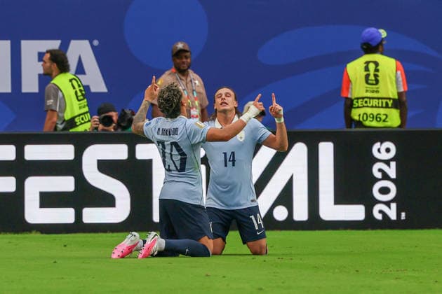 MIAMI GARDENS, FL - JUNE 21: Agustin Canobbio 14 of Uruguay celebrates his goal with Maximiliano Araujo 20 of Uruguay during a FIFA World Cup, WM, Weltmeisterschaft, Fussball 2026 Group H match between Uruguay and Cabo Verde on June 21,2026 at Miami Stadium, in Miami Gardens, Fla.(Photo by Chris Arjoon Icon Sportswire) SOCCER: JUN 21 FIFA World Cup 26 Group H - Uruguay vs Cabo Verde EDITORIAL USE ONLY Icon26062100100039