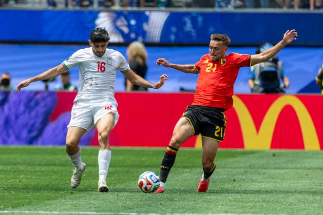 June 21, 2026, Los Angeles, California, United States: IR Iran Mehdi Torabi (16) and Belgium Timothy Castagne (21) seen in action during the FIFA World Cup, WM, Weltmeisterschaft, Fussball Group G soccer match between IR Iran and Belgium at SoFi Stadium. Final score; IR Iran 0:0 Belgium Los Angeles United States - ZUMAs197 20260621_aaa_s197_304 Copyright: xRingoxChiux