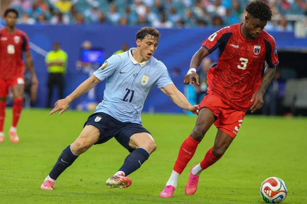 MIAMI GARDENS, FL - JUNE 21: Diney 3 of Cabo Verde and Federico Vinas 21 of Uruguay battle for a ball during a FIFA World Cup, WM, Weltmeisterschaft, Fussball 2026 Group H match between Uruguay and Cabo Verde on June 21,2026 at Miami Stadium, in Miami Gardens, Fla.(Photo by Chris Arjoon Icon Sportswire) SOCCER: JUN 21 FIFA World Cup 26 Group H - Uruguay vs Cabo Verde EDITORIAL USE ONLY Icon26062100100053